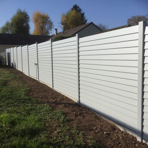 Pose de clôture sur mesure en aluminium Avallon