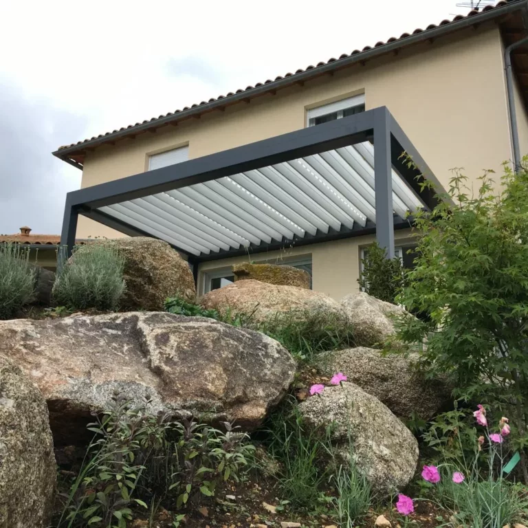 Bioclimatique installée à Vermenton, pergola aluminium