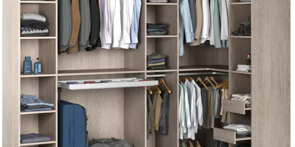 Voici la pose d'un dressing en L sur mesure